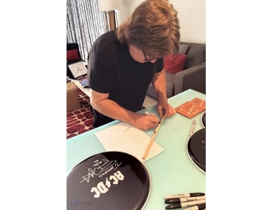 ACDC'S SIMON WRIGHT SIGNED AC/DC DRUMSTICK

Simon ...
