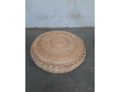 Ottoman, Rattan Style

Dimensions H:20cm W:60cm ...
