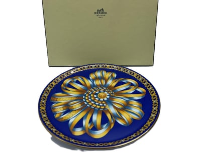 Luxury Pawnbroker Christmas Sale PART 1 (A984) - Lot 206