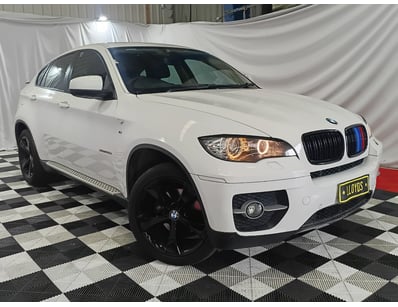 Passenger, Luxury & Commercial Vehicles Auction - Lot 300