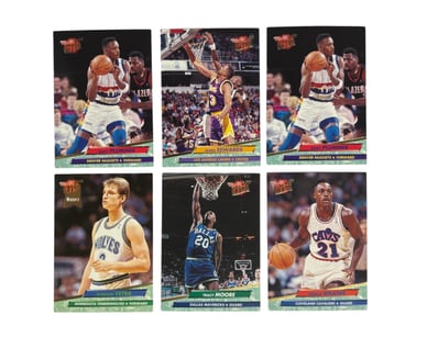 Ungraded Trading Cards (A977) - Lot 1233