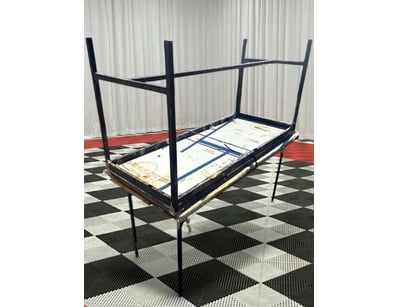 2 metal frame workbenches

2 x 1800mm x 800mm

SOL...