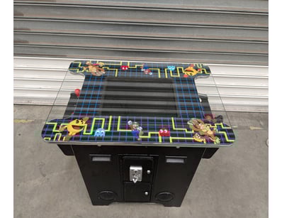 Pinballs, Arcades & Amusements (A982) - Lot 81