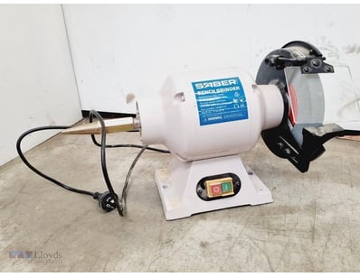 SABER 750W Bench Grinder, RRP $229.00

Serial: 1...