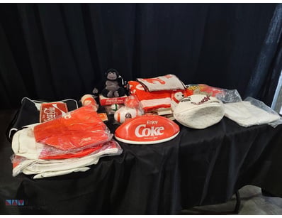 COLLECTION OF COCA-COLA MEMORABILIA, INCLUDING TOW...
