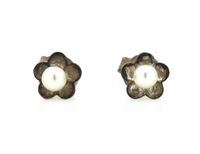 Affordable Jewellery Market (A1007) - Lot 566