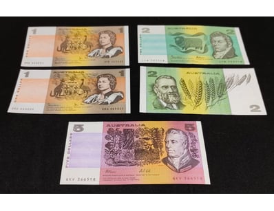 UNRESERVED Banknotes & Coins (A995) - Lot 1071