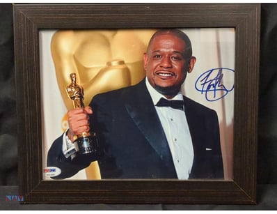 AUTOGRAPHED PHOTOGRAPH OF FORREST WHITIAKER.

Item...