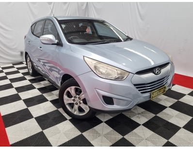 Passenger, Luxury & Commercial Vehicles Auction - Lot 900