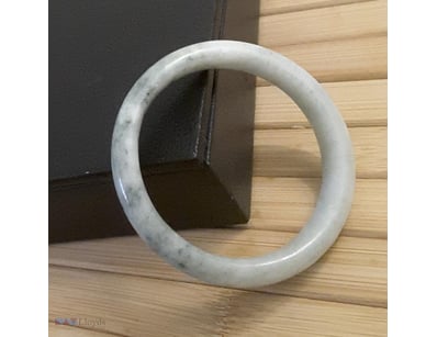 CHINESE JADE BANGLE LIGHT GREEN WITH DARK SHADES  ...