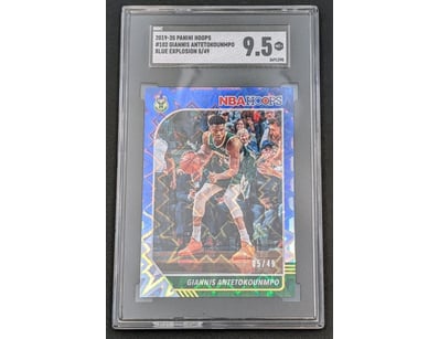 RARE & COLLECTABLE GRADED TRADING CARDS (A976) - Lot 4026