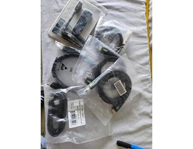 Hdmi Cacables 1M And 2M   + Dual Band Wireless Lan...