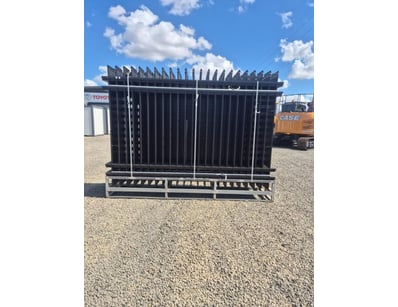 Machinery, Portable Buildings & Gates - Lot 11