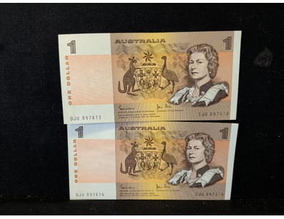 AUSTRALIAN ONE DOLLAR NOTES - SEQUENTIAL PAIR, CIR...