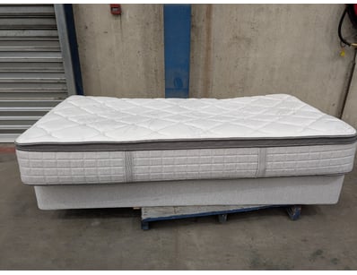 House & Homewares (VICA983) - Lot 14