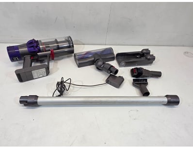 Factory Returned Reconditioned Dysons Liquidati... - Lot 428