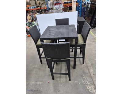 Outdoor chairs and table

Chair dimensions: H: 110...