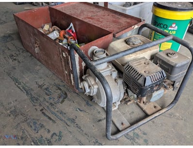 Assorted lot, Dynalinic Pump & Tool box 

Sold as ...