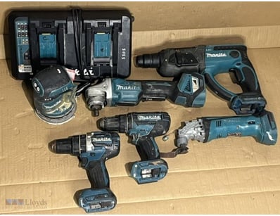 Cordless Makita 18V tools. 1 x DBO180 sander, 1 x ...