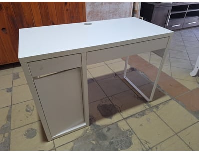 Desk, Timber Style, White Finish

Dimensions H:7...