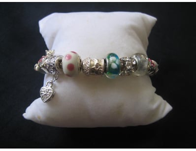 UNRESERVED Affordable Jewellery (A991) - Lot 1063