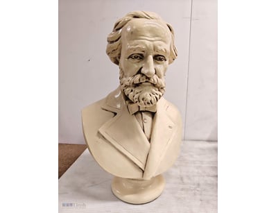 Bust, bust sculpture of Giuseppe Verdi