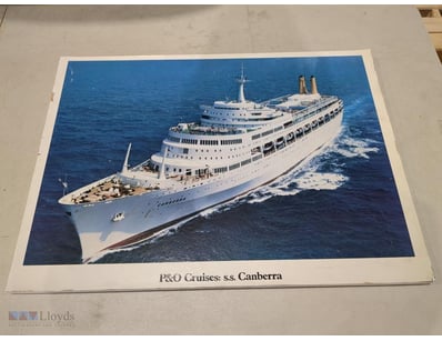 Lot comprising two vintage prints of P&O Cruises' ...