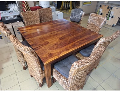 House & Homewares (A91001) - Lot 1100