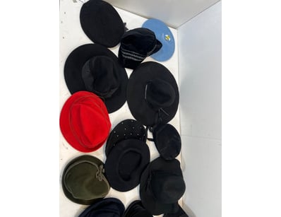 Entire Vintage Clothing Store Liquidation (ON11... - Lot 442