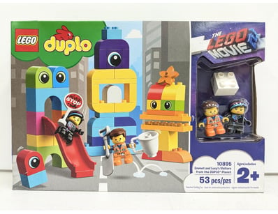 LEGO DUPLO set 10895 "Emmet and Lucy's Visitors fr...