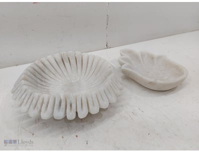 Pair of white Alabaster stone decorative bowls fea...