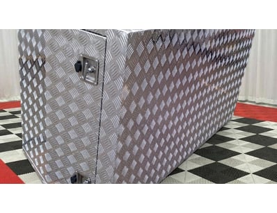 Checker plate Tool box, 2 Door, Twin Handle Lock

...
