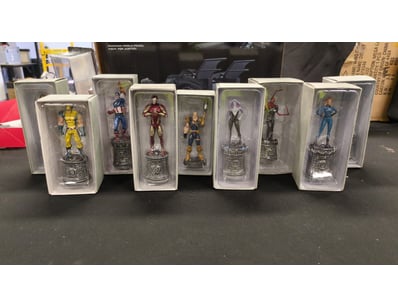 9X EAGLEMOSS MARVEL COLLECTABLE FIGURINES

Item ...