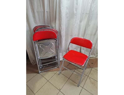 X7 Folding Chair, Leather Style, Red Finish

SOL...