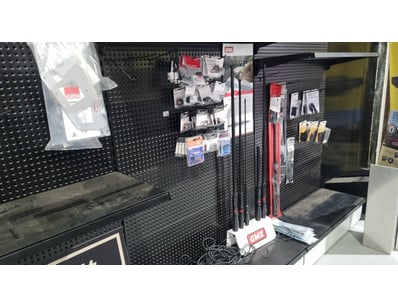 MOSTLY UNRESERVED 4x4 WORKSHOP BUSINESS CLOSURE ... - Lot 59