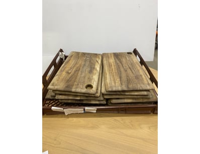 Lot of wooden chopping boards. 

SOLD AS LOT

