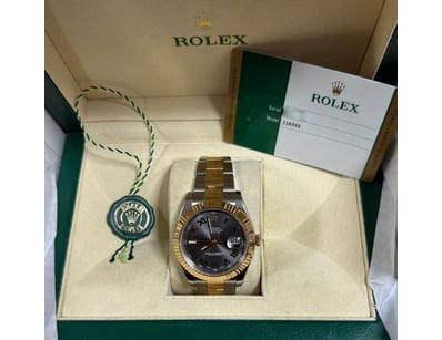 ROLEX FADE JUST 2 WIMBLEDON 2021 BOX AND PAPER  
...