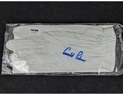 ARNOLD PALMER SIGNED GOLF GLOVE

Includes Psa Ce...