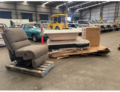 Sporting Gear, Home & Decor (WAA980) - Lot 103