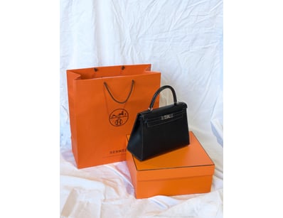 HERMES LIMITED EDITION BLACK MONSIEUR UN POINT SUR...