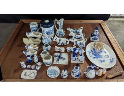 The Curio Collection (A992) - Lot 149