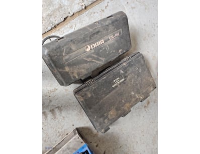 2 x Metal Detectors - Untested 
Manufacture Year: ...