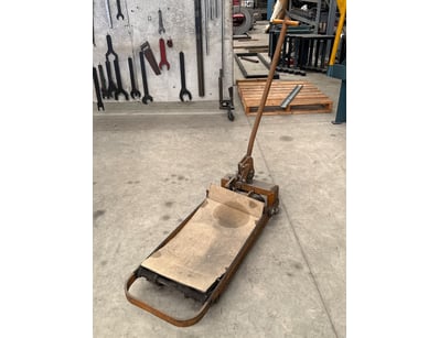 MOSTLY UNRESERVED Machining Engineering Warehou... - Lot 126