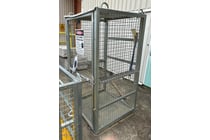 Gas cylinder storage cage Dimensions: 1030 x