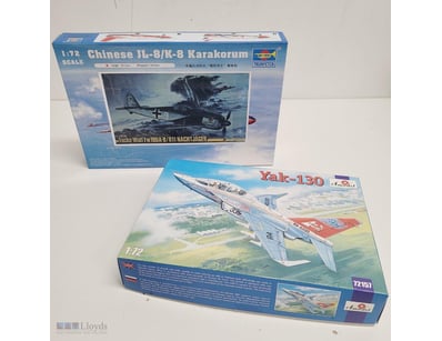 UNASSEMBLED PLASTIC SCALE MODEL AIRCRAFT KITS BY T...