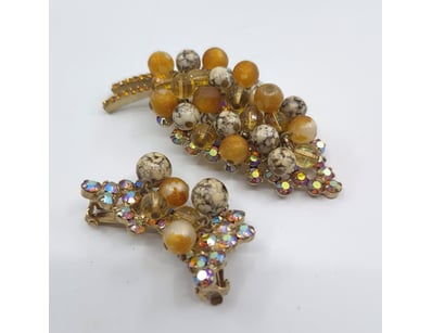 Thrift Shop (A979) - Lot 2323