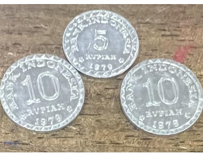 1979-10 INDONESIA RUPIAH X 2,  1979-5 INDONESIA RU...