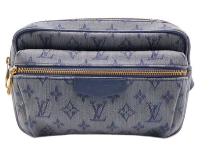 Designer Vault (A985) - Lot 3754