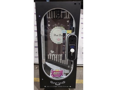 Pink Date" brand coin-operated scissors arcade pri...