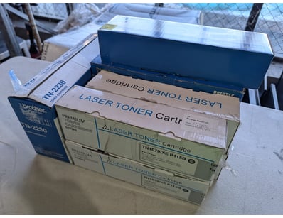 Bulk lot of Brother laser toner cartridges includi...